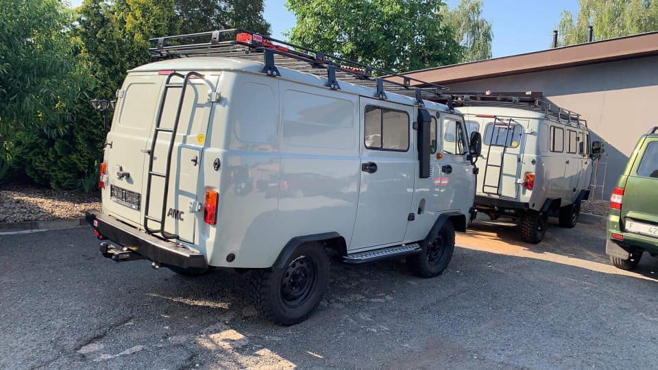 RIF roofrack voor Buhanka inclusief trap - 65024301 2377871435790900 1065830726169001984 n 1 - RIF452-dak1-3300