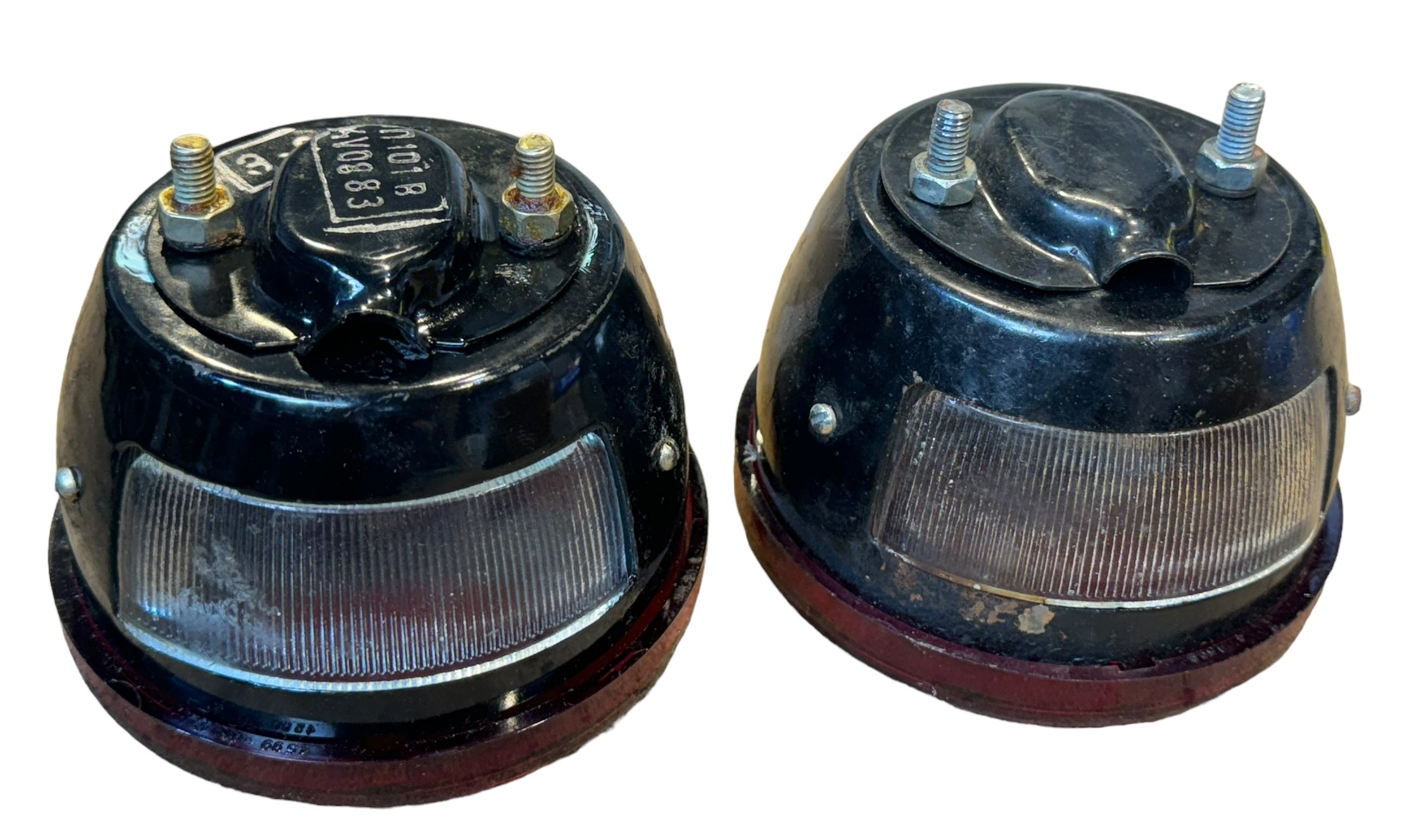 Klassiek achterlicht opbouw (per set) met onderverlichting AZ - Photoroom 000 20240715 090530 - 451-34612377- onder verlichting
