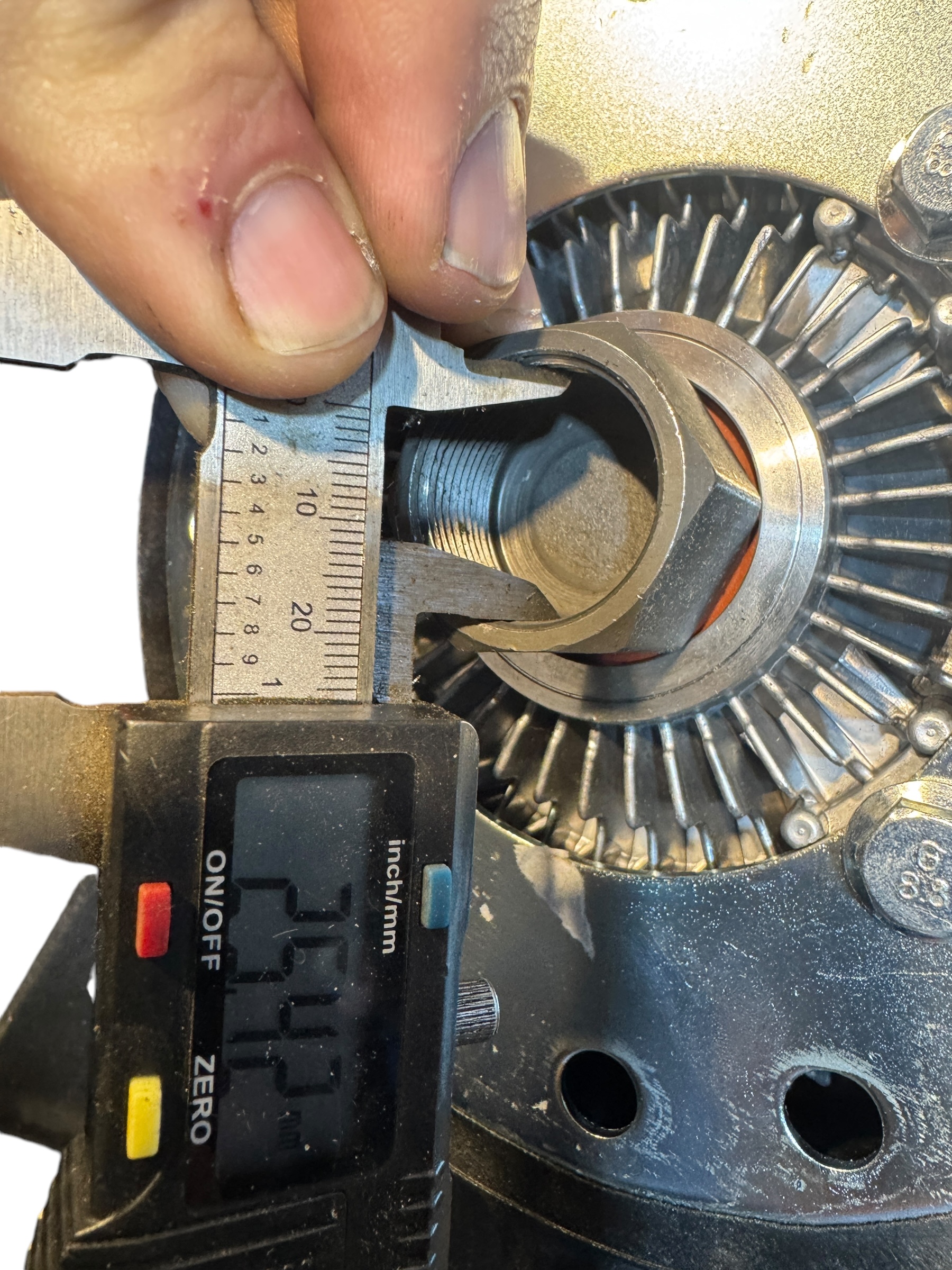 Koelingsfan inclusief visco Euro, 5 en 6 - Photoroom 000 20241202 090651 - 390994-1308010DC Visco and fan