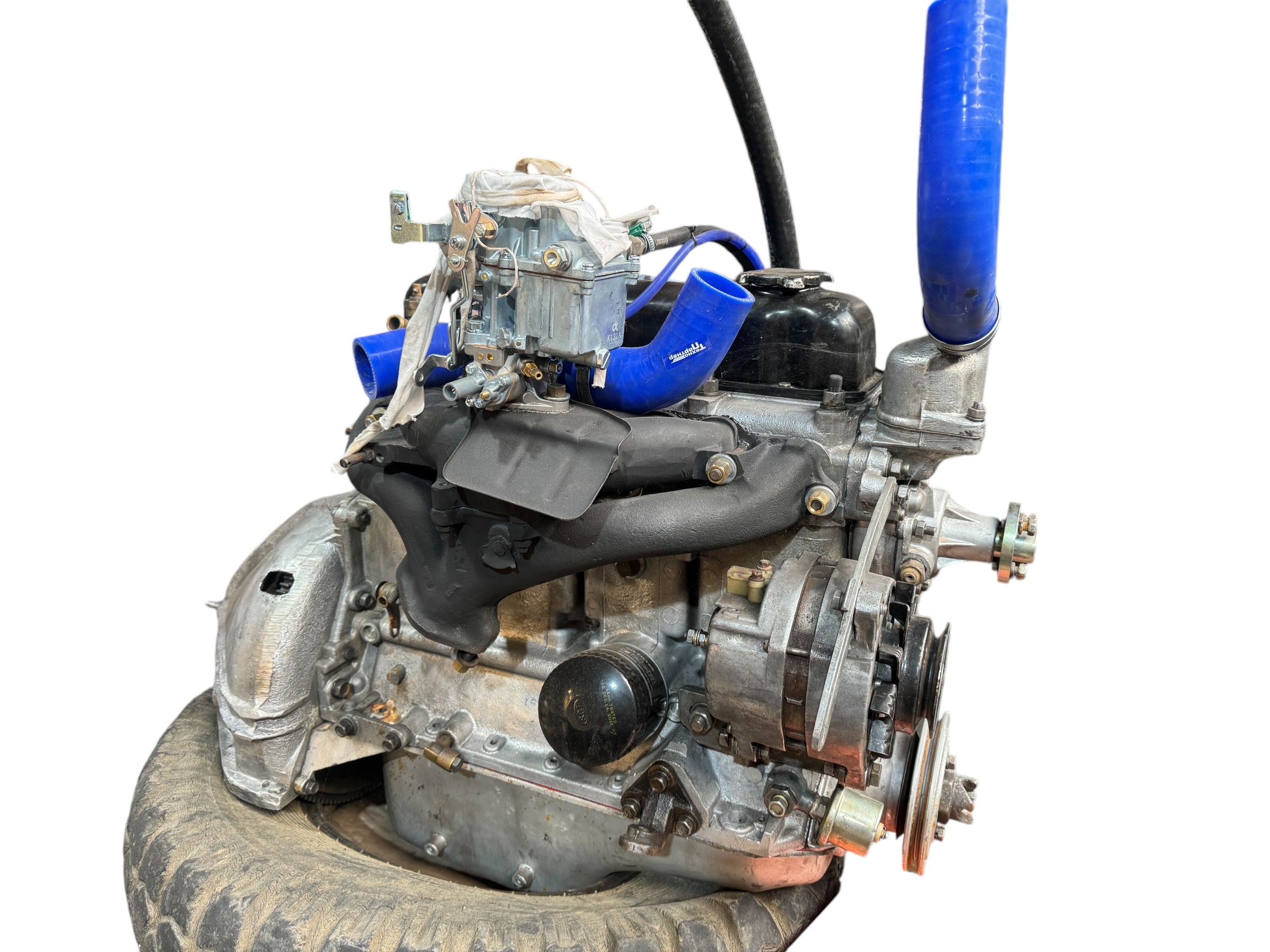 Gereviseerde UAZ/ZMZ 2.4 liter carburatiemotor - Photoroom 000 20241204 193135 - 417-1003012