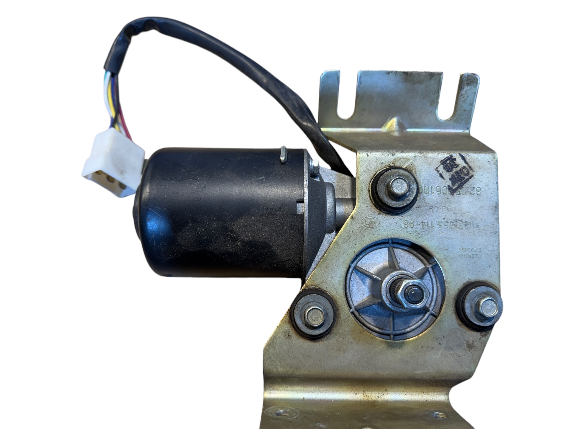Ruitenwissermotor voor UAZ Buhanka modern - USED - Photoroom 000 20250103 125136 -  330300520510000 USED