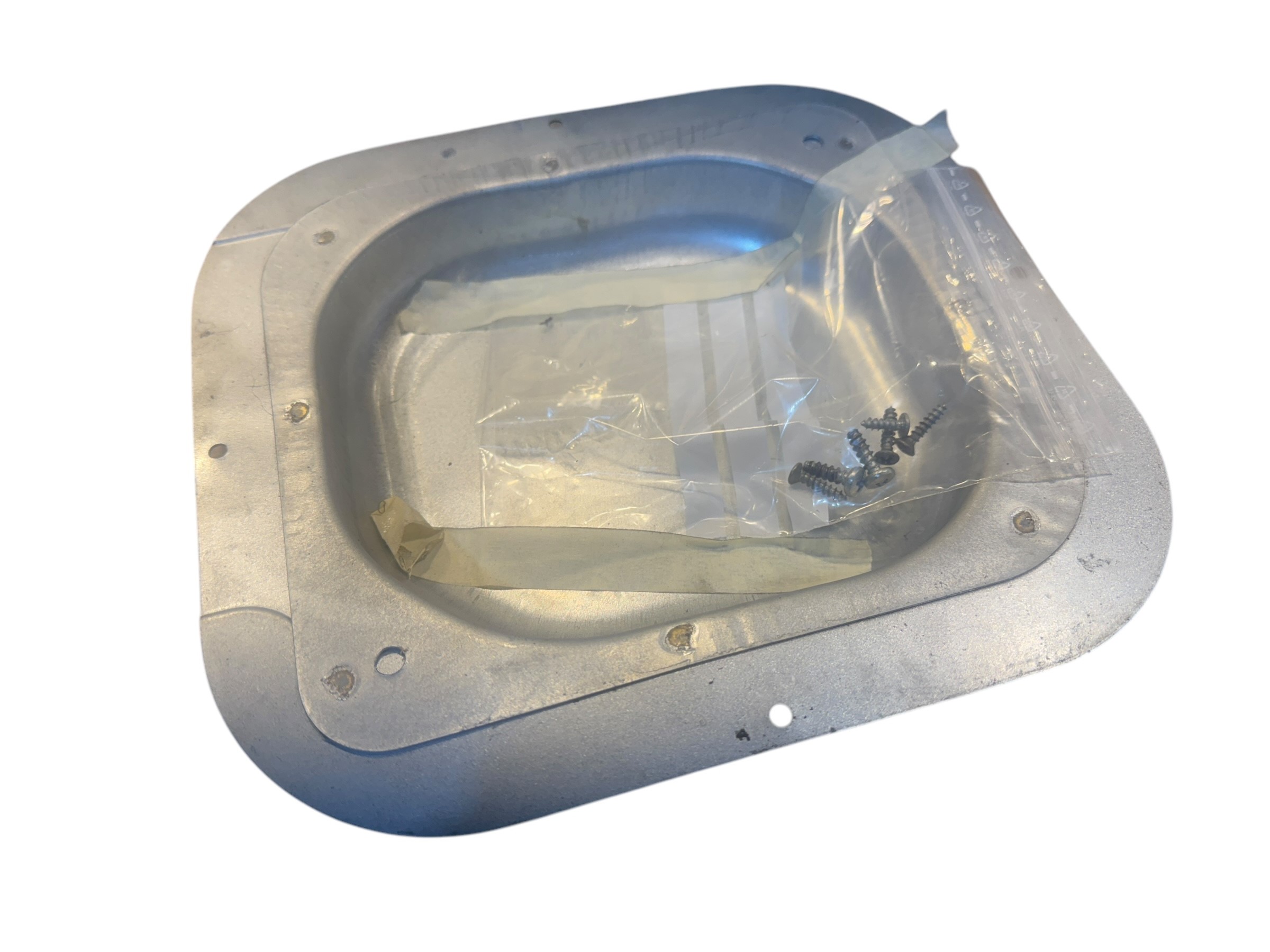 Afdekplaat interieur tbv toegang benzinetank - Photoroom 000 20250130 143617 - 31602-1164030 USED