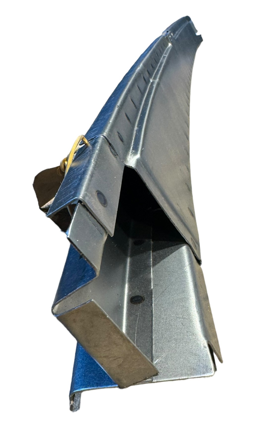 Bovenste dorpel achterkant UAZ Buhanka - Photoroom 001 20240701 213631 - 045210-5601050-00