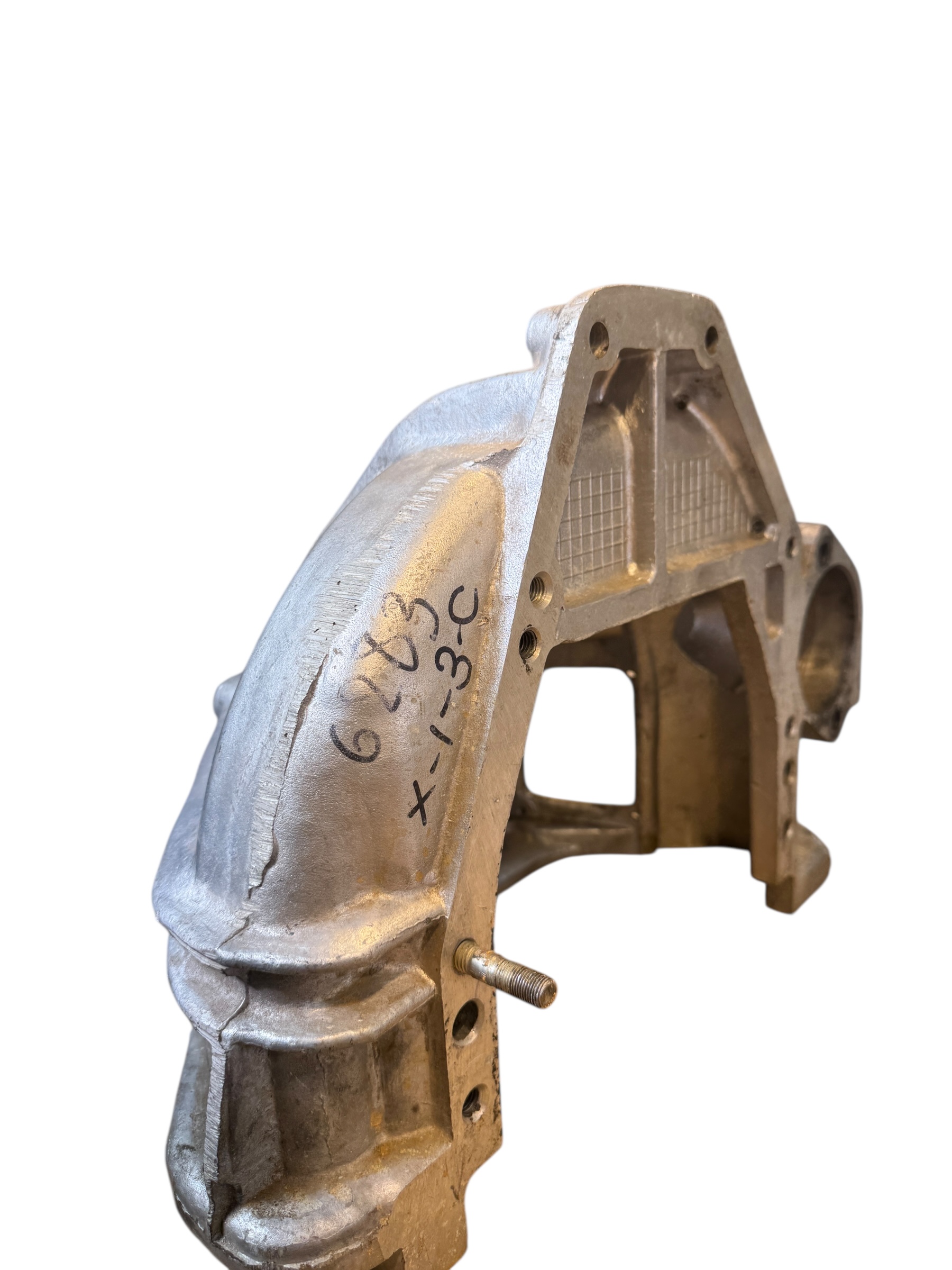 Koppelingshuis Wolga motor - USED - Photoroom 001 20250606 095853 - 402-1601015